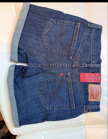 neue Levis-Jeans  shorts in Grße S