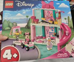LEGO Disney Minnie's Pet Hotel 43274 