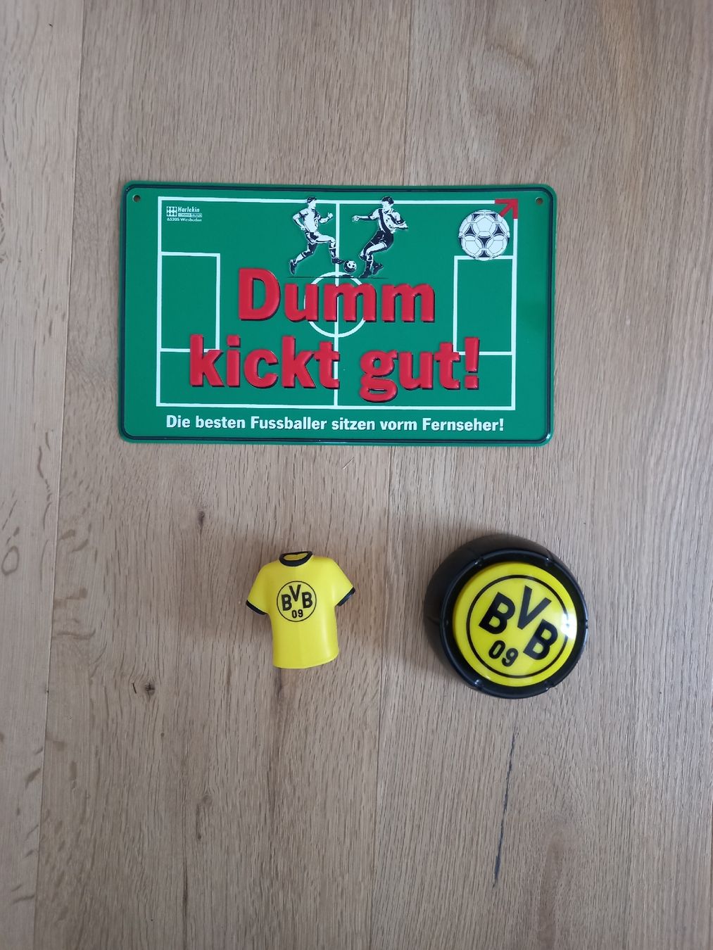 Insegne: BVB Borussia Dortmund Fanartikel Set – Usato da Aarburg venduto da chregi79