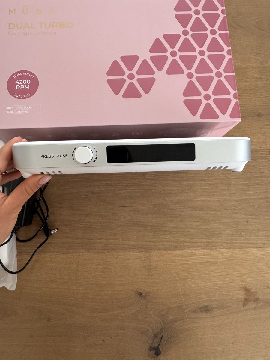 Unghie finte: Müsa Dual Turbo Staubabsaugung – Usato da Mettmenstetten venduto da little_family_21 2