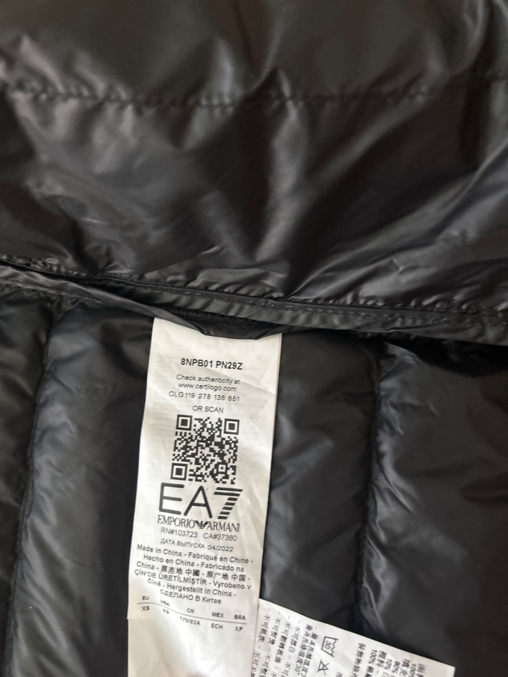 Jacken: Piumino nero EA7 – Gebraucht aus Reichenburg von paolia 3