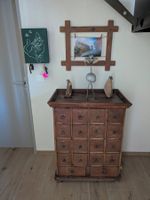 Ancien meuble apothicaire