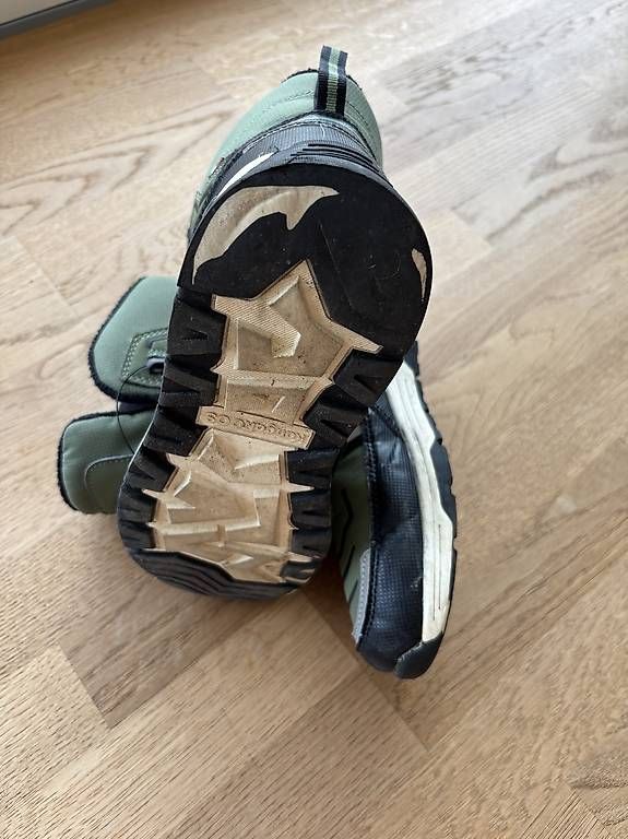 Schuhe für Jungen: Winterschuhe Gr. 38 – Gebraucht aus Schüpfen von norge84 1