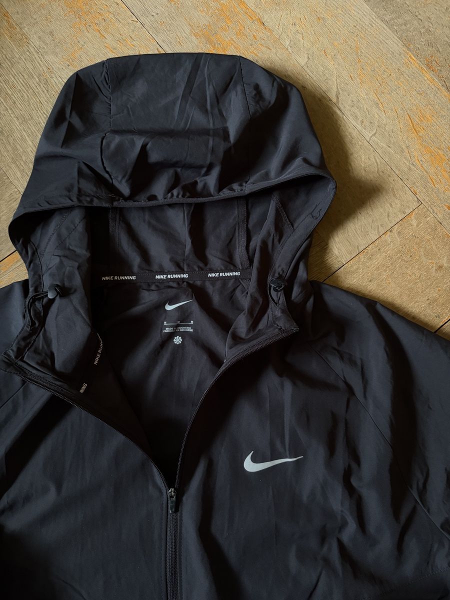 Nike Giacche: Nike Regenjacke neu M – Nuovo (secondo la descrizione) da Winterthur venduto da raphael.hbg 1