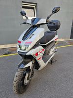 Top Angebot: neuer E-Roller mit 3KW Bosch Motor (45km/h)