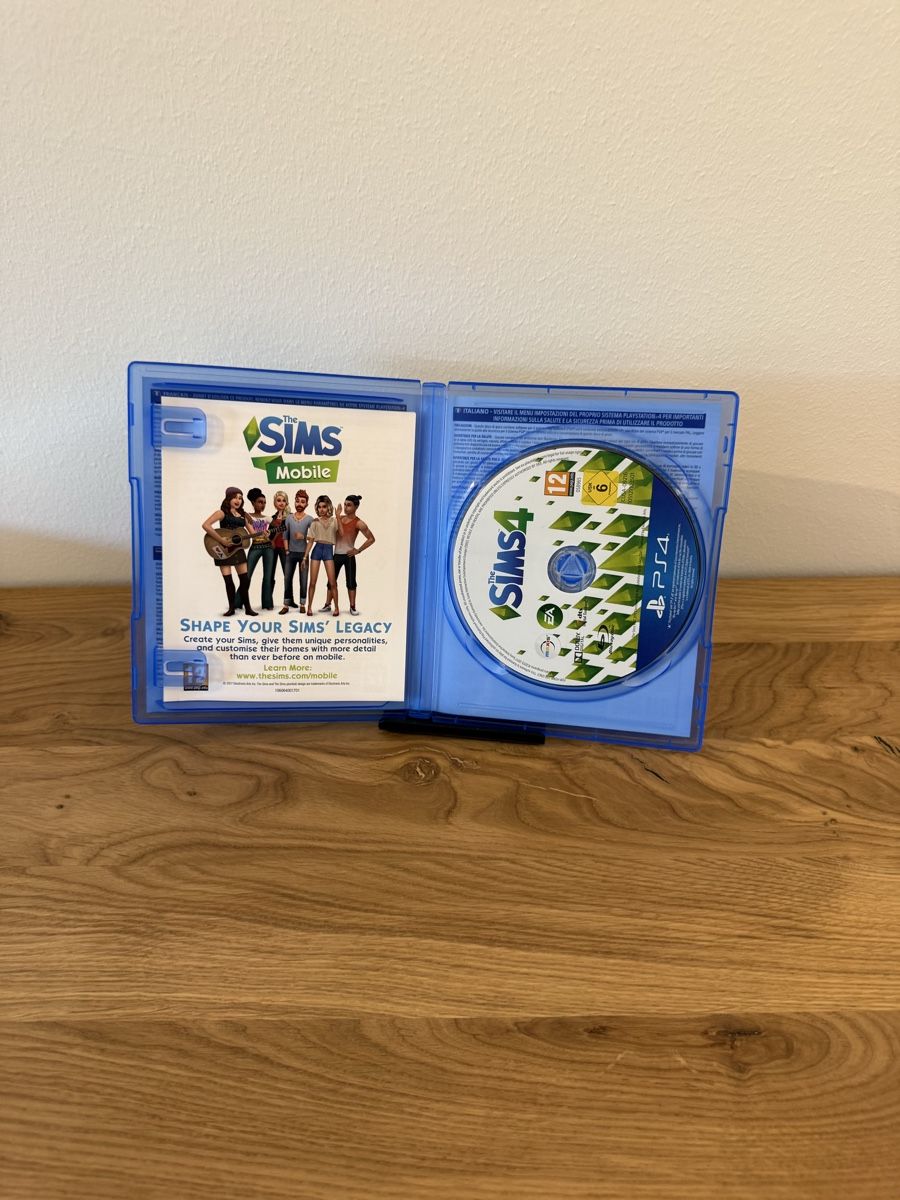 Sony Giochi: PS4 - Sims 4 – Usato da Gerlafingen venduto da jan_dlt9 1