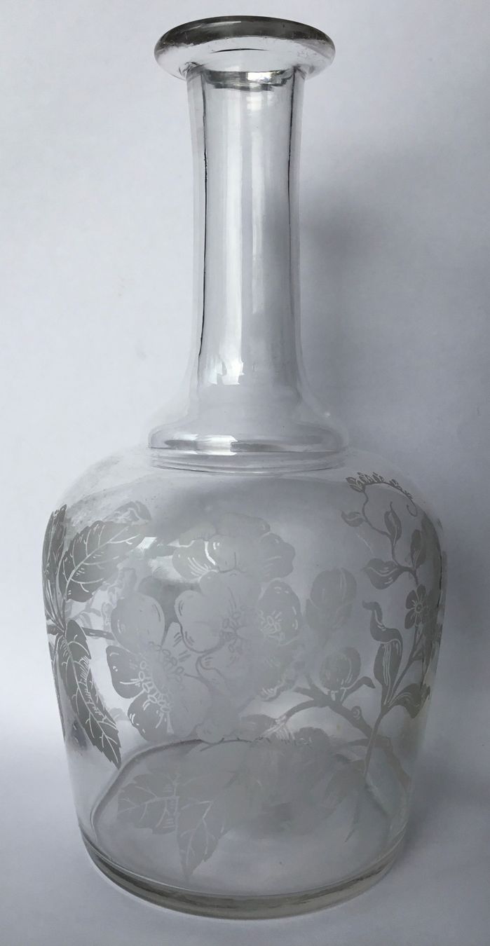 Karaffen: Glas-Karaffe mit Jugendstil-Motiv / antik – Gebraucht aus Eggersriet von Wiese61 2