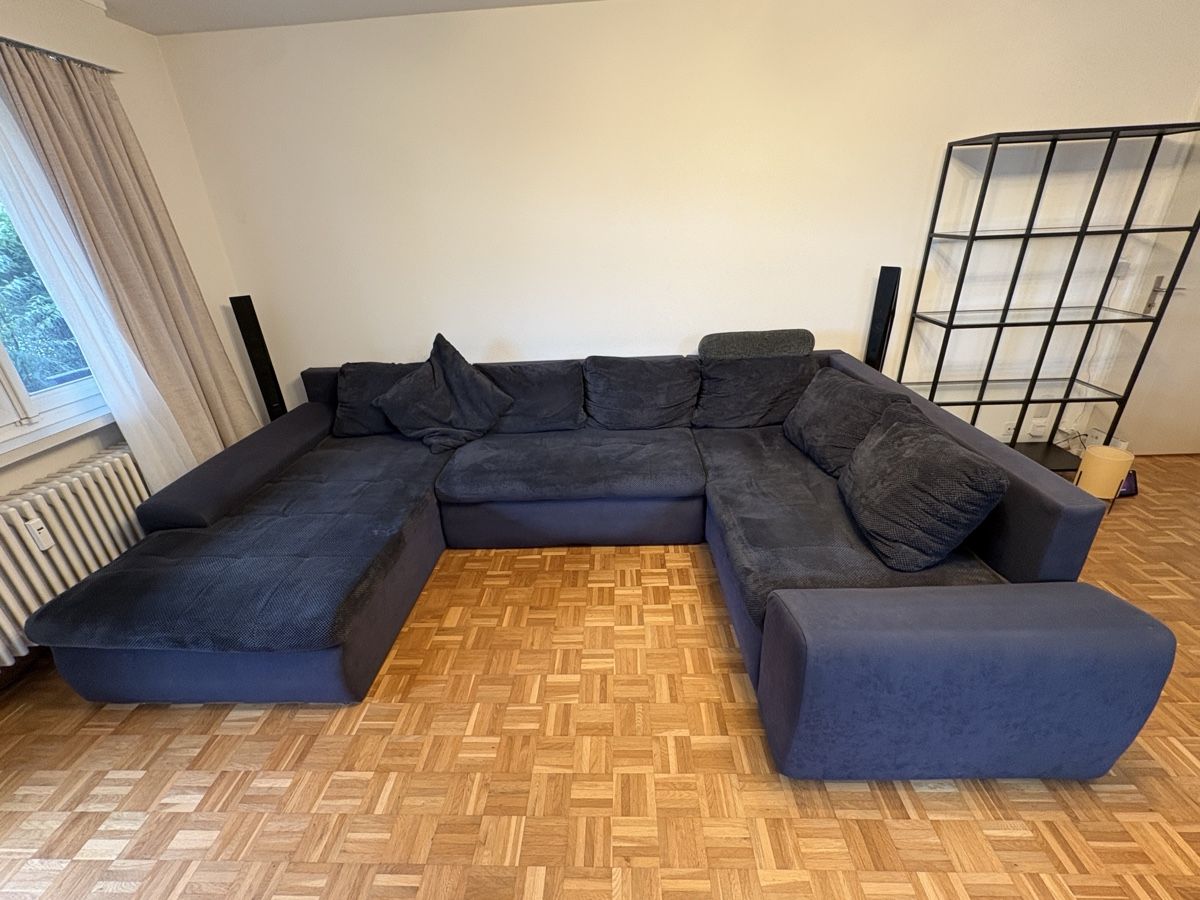 Sofas: Grosses Ecksofa in Dunkelblau  – D'occasion à Bassersdorf par Mojitoboy