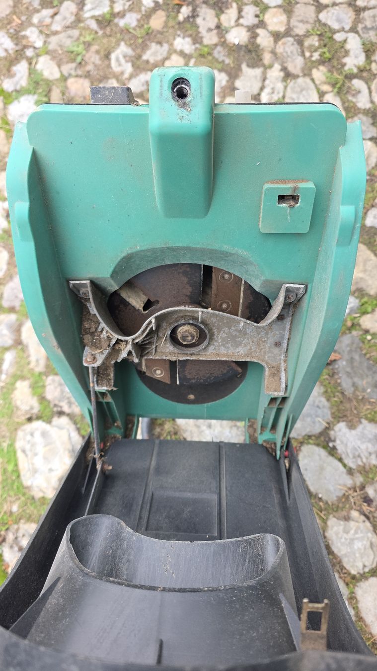 Häcksler: Gartenhäcksler – Gebraucht aus Birrwil von maz_rb66 5