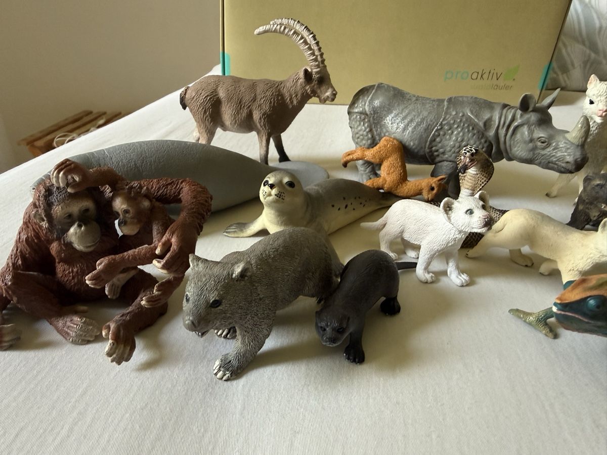 Schleich Statuette: 19 Schleich Tiere  – Usato da Zürich venduto da zuerich16 6