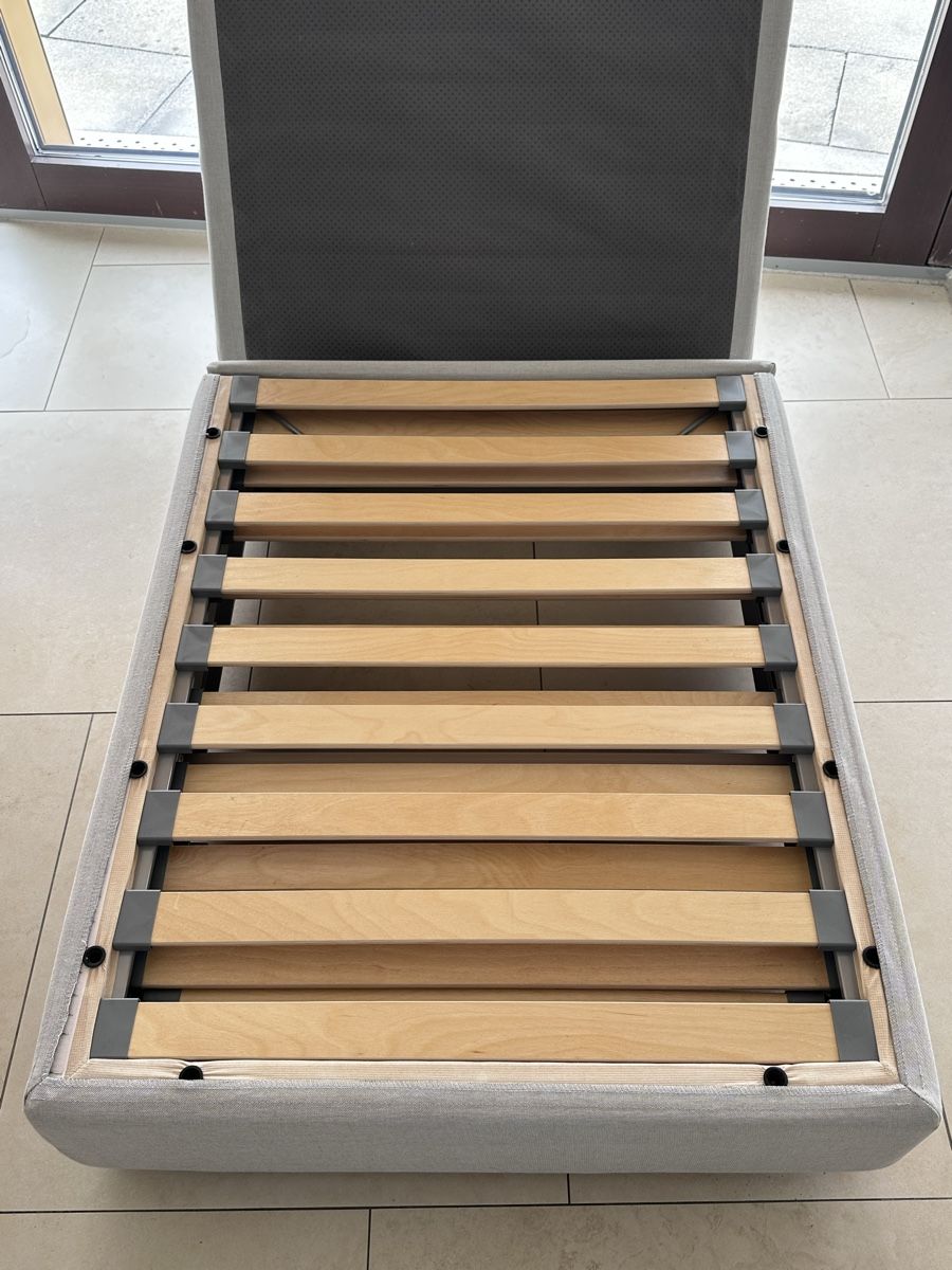 Letti: Guest bed folding grey fabric, good condition – Nuovo (secondo la descrizione) da Binningen venduto da can_s2yh 3