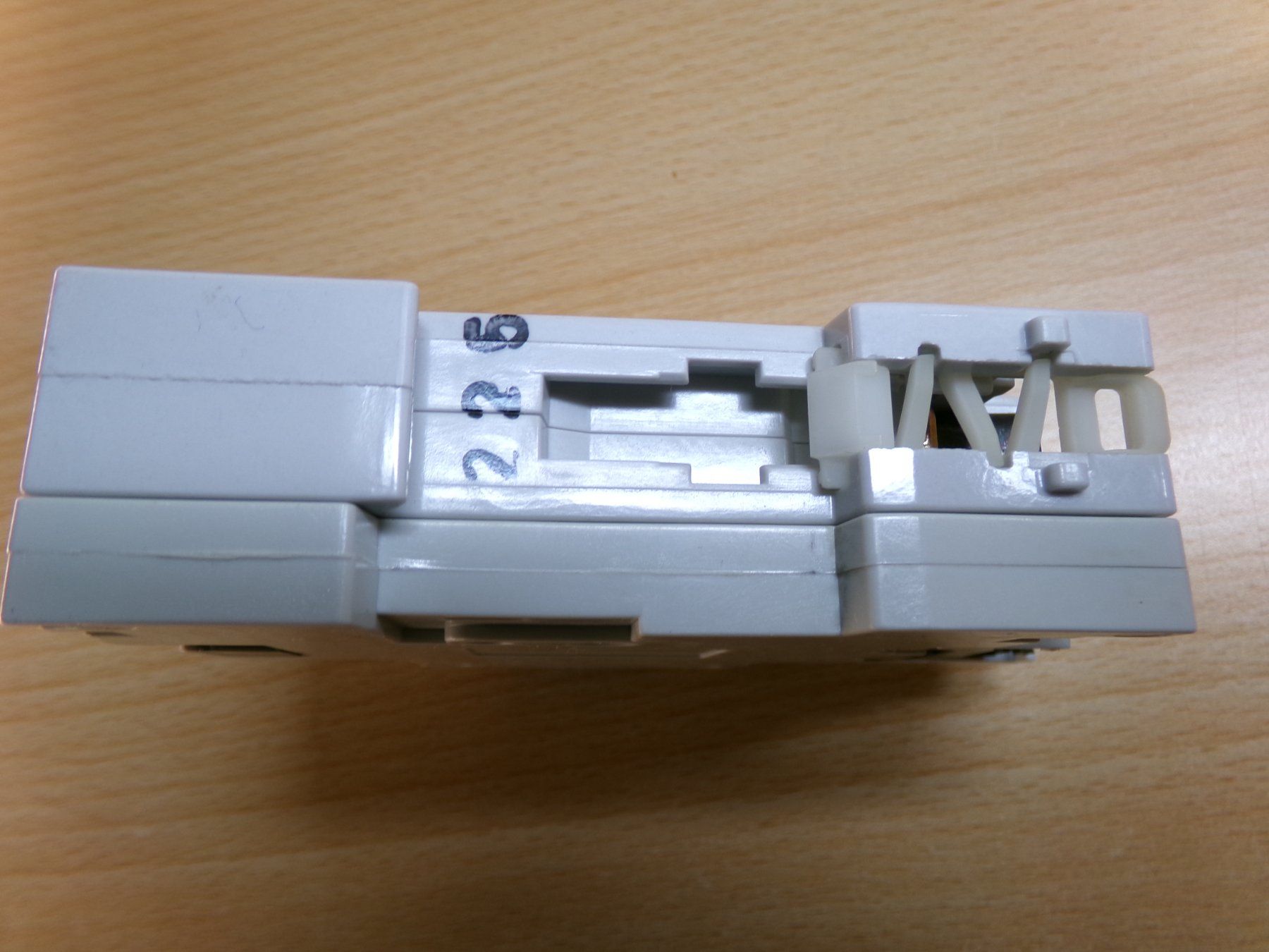 ABB Interrupteurs: LS B10 mit N-Trenner ABB-smissline – D'occasion à Hombrechtikon par HGK50 6