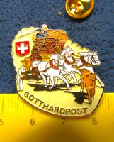 GOTTHARD-POST-KUTSCHE PIN GOLDIG GEPRÄGT