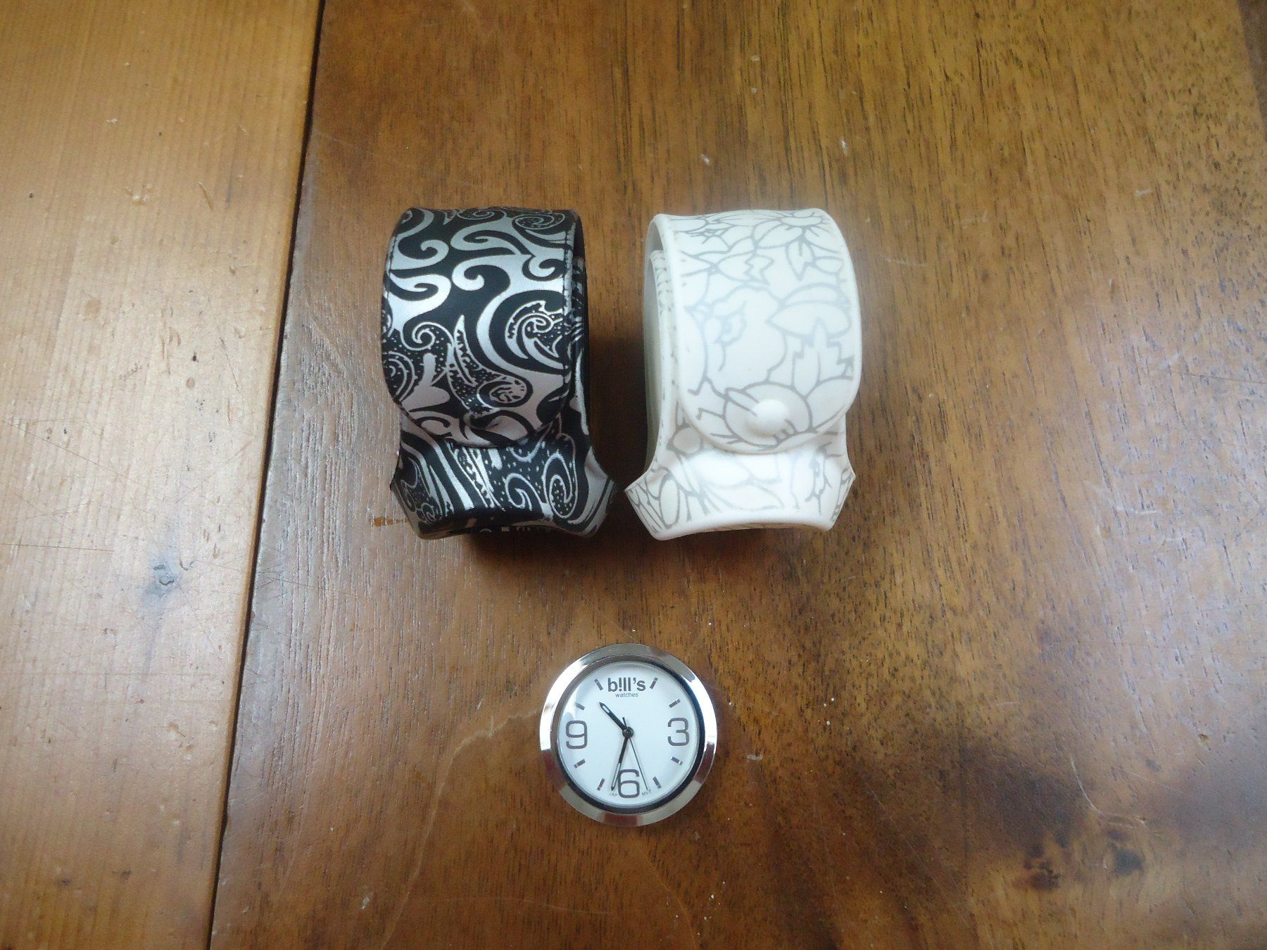 Orologi: Montre bill's avec 2 bracelets – Usato da Vessy venduto da mafabe