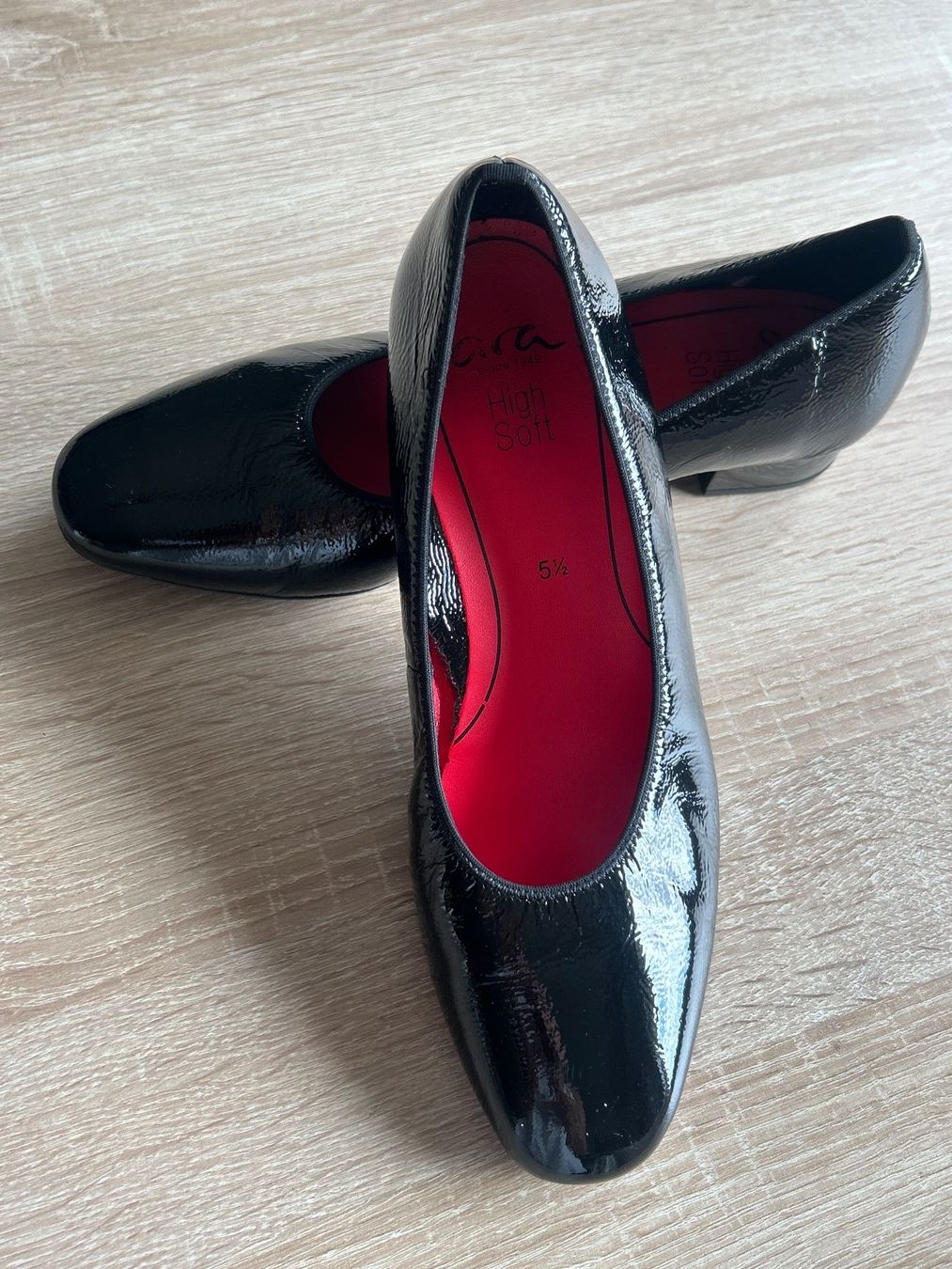 Ara Chaussures femmes: Lackschuhe schwarz von Ara Gr. 5 1/2 – D'occasion à Brunnen par Nala2929 3