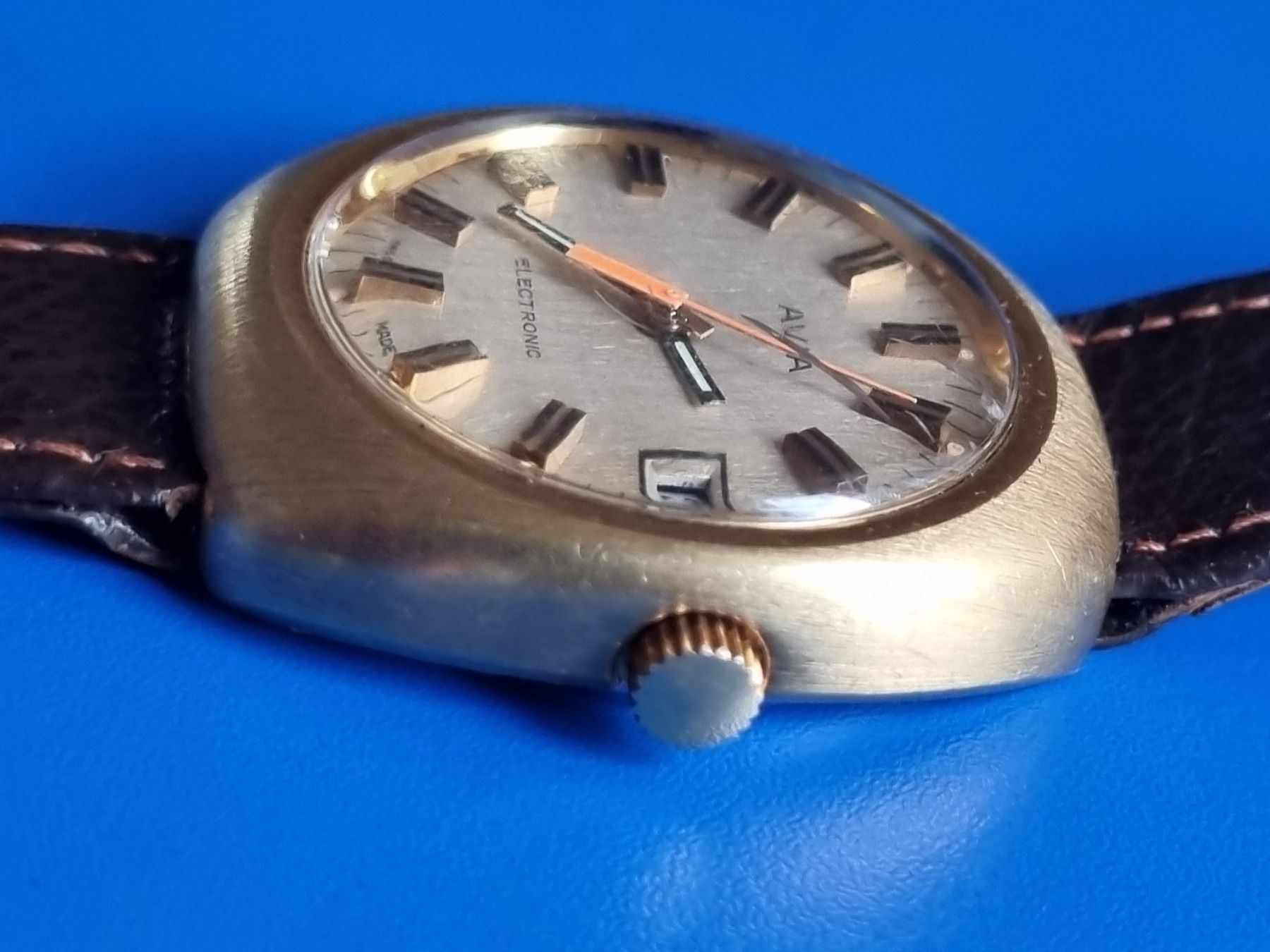 Avia Orologi: AVIA ELECTRONIC – Difettoso da Schaffhausen venduto da Leveron13 6