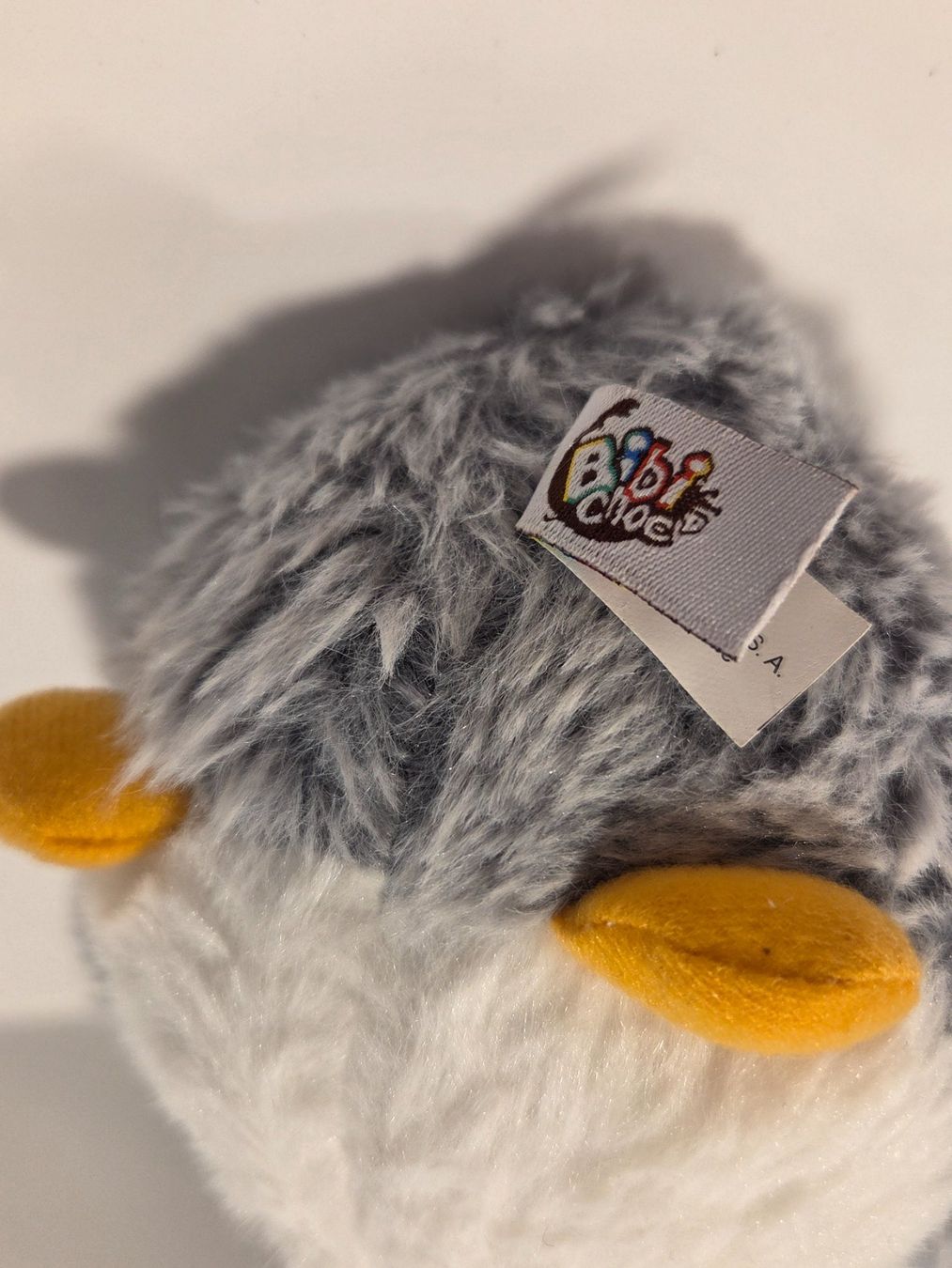 Spielzeuge: Plüschtier Pinguin mit Mütze – Gebraucht aus Zürich von Lela-Mirela 6