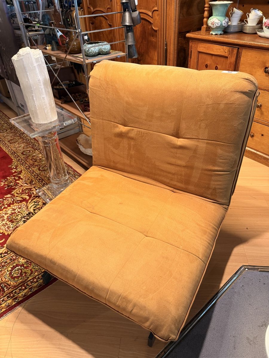 Letti: banquette pliable/ lit  en daim  – Usato da St-Maurice venduto da antikdestok