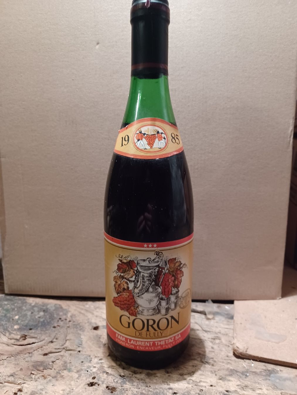 Vino: bouteille de vin ancienne – Nuovo e nell'imballaggio originale da Soyhières venduto da 5jm_5czl
