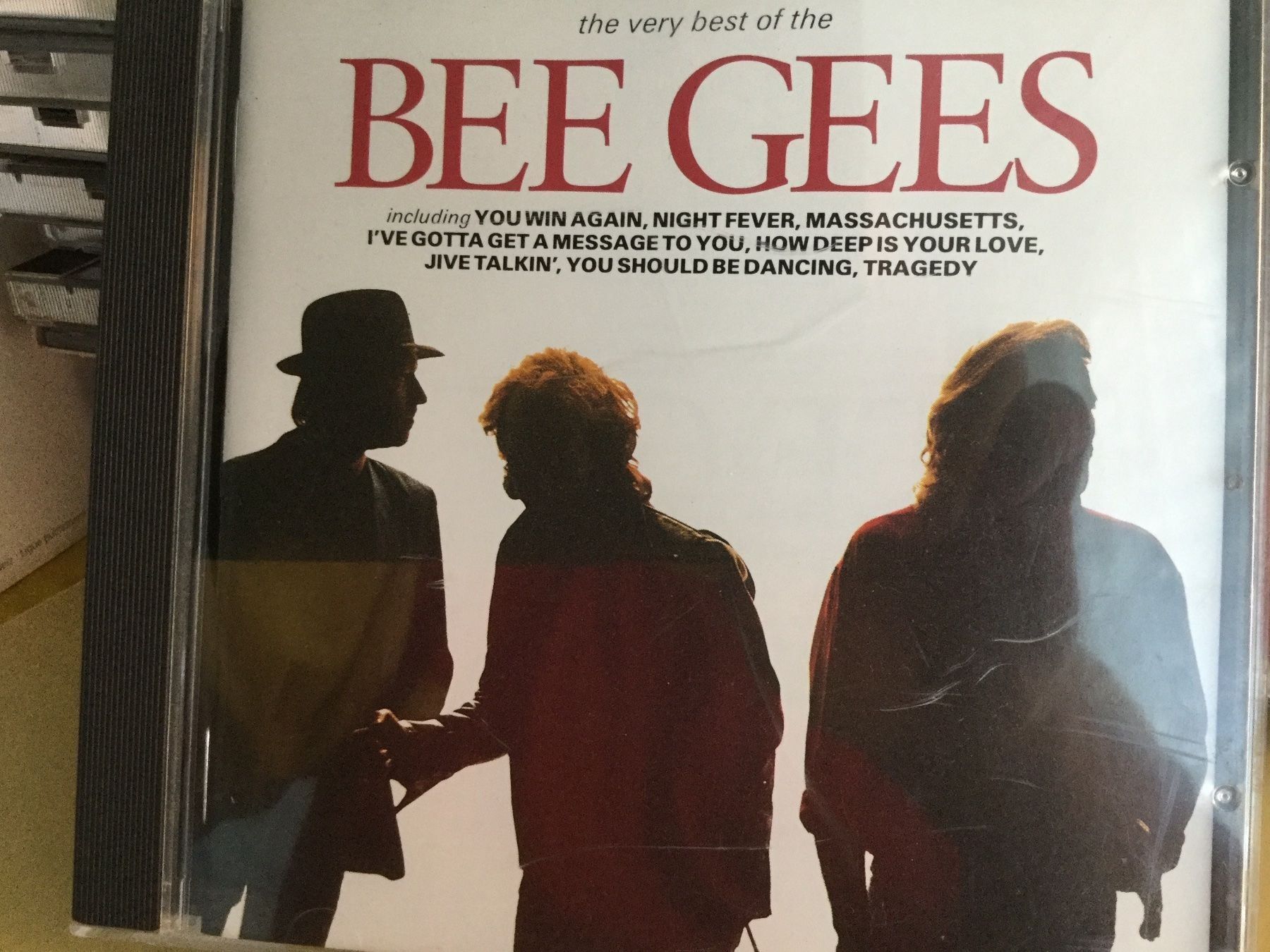 CD: BEE GEES – Usato da Thierachern venduto da sweden08