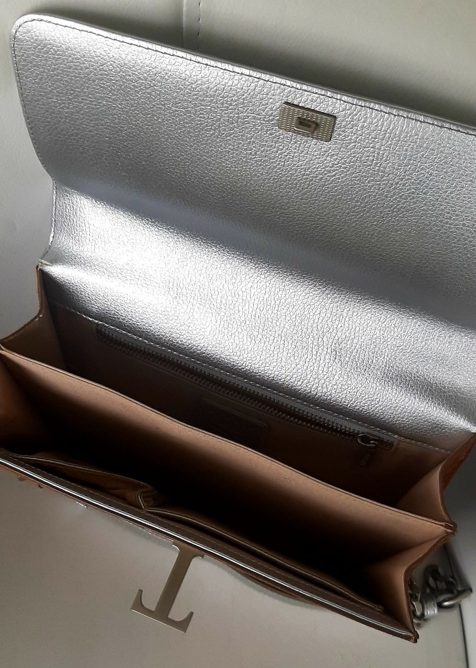 Borse da donna: Handtasche Mia Bag "T" – Usato da kloten venduto da Docsgirl 1
