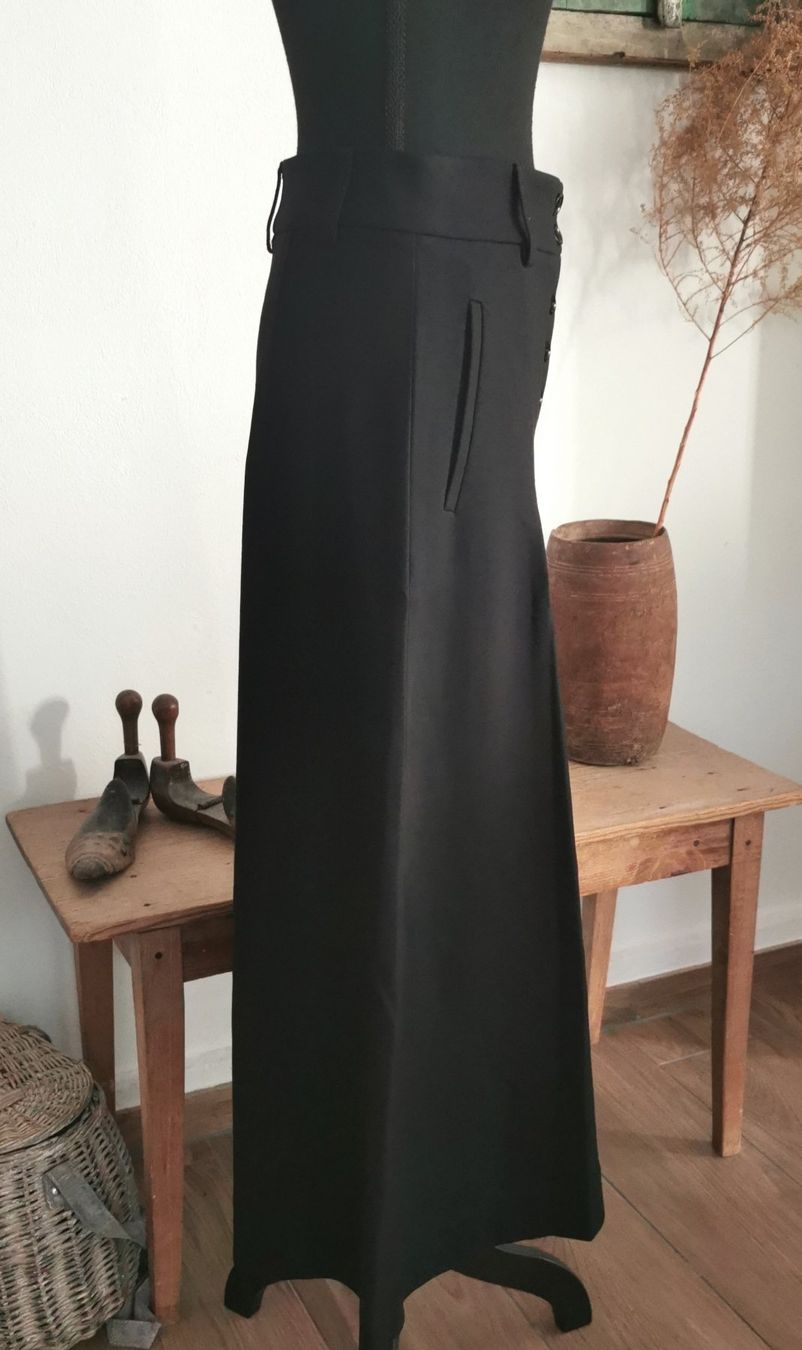Raffaello Rossi Pantaloni: Raffaello Rossi Culotte Gr. 34 – Usato da gachnang venduto da tibus1 1
