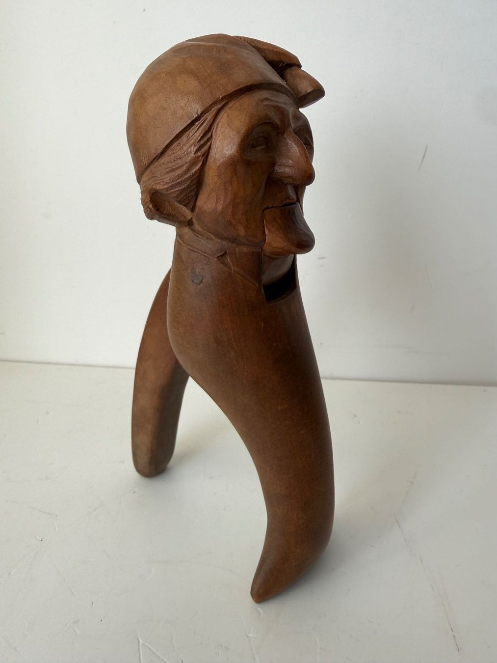 Statuette: Antiker Nussknacker Brienzer Schnitzerei – Usato da Zwingen venduto da moje1 3
