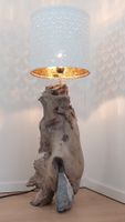 Schwemmholz-Tischlampe / Stehlampe “Stonehugger“