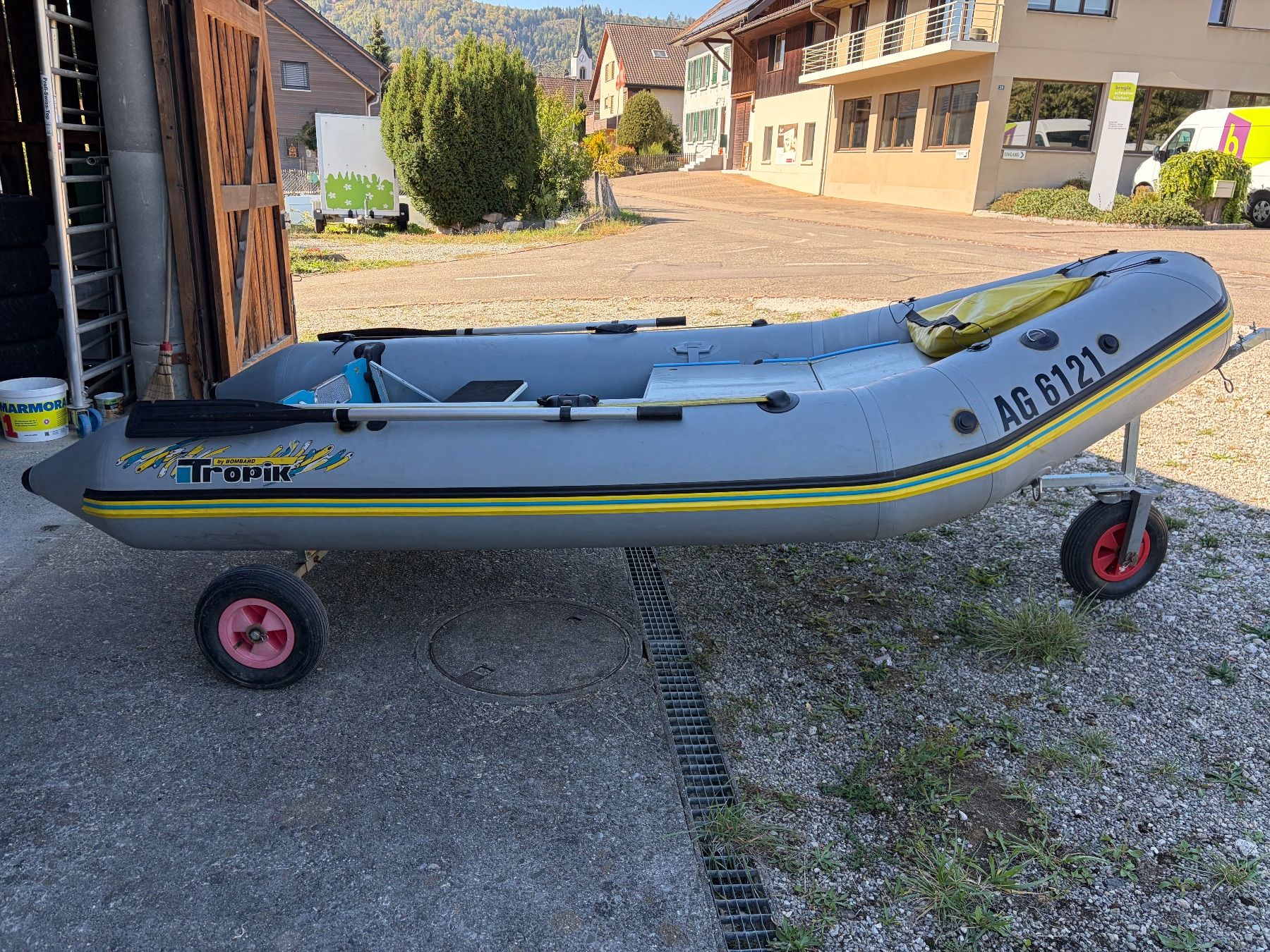 Bombard Barche: Schlauchboot am MFK mit Slipanhänger – Usato da Wittnau venduto da Ricartutti 1