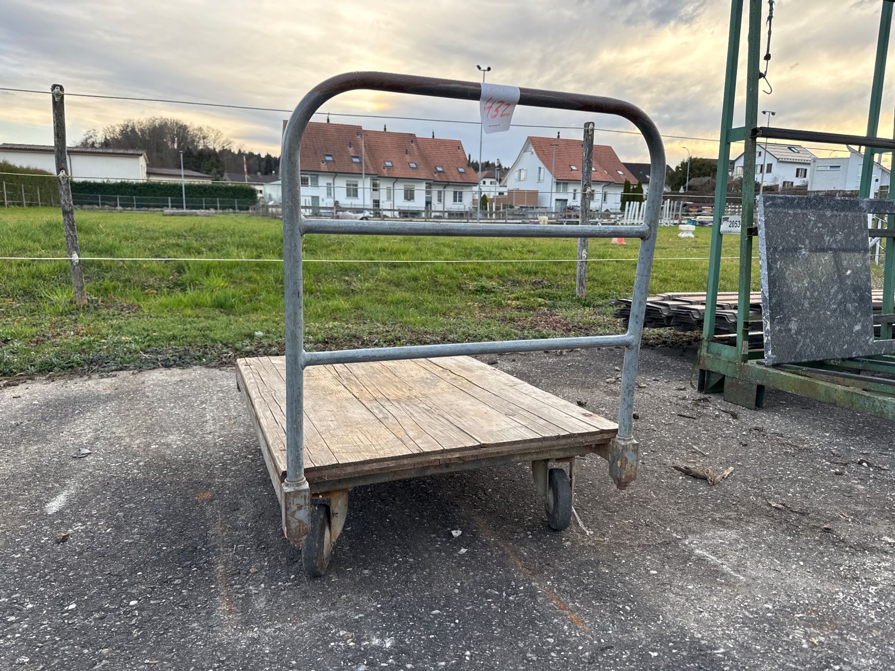 Schubkarren: Transportwägeli  100.T, 70.Br., 85.H – Gebraucht aus Aarwangen von rudolf1960 1