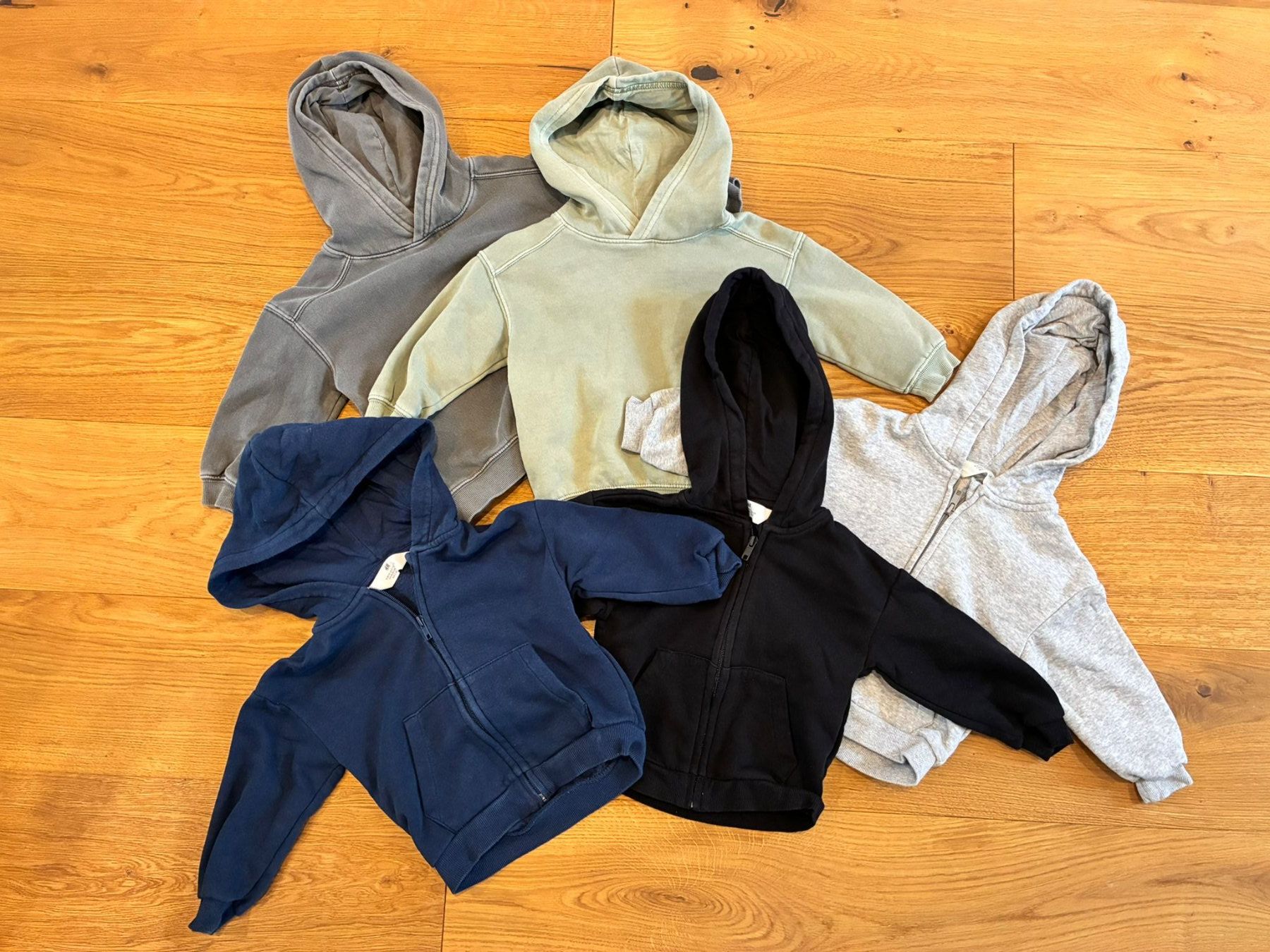 H&M Maglioni & Felpe: H&M Pullover bundle – Usato da Frick venduto da chgiger147