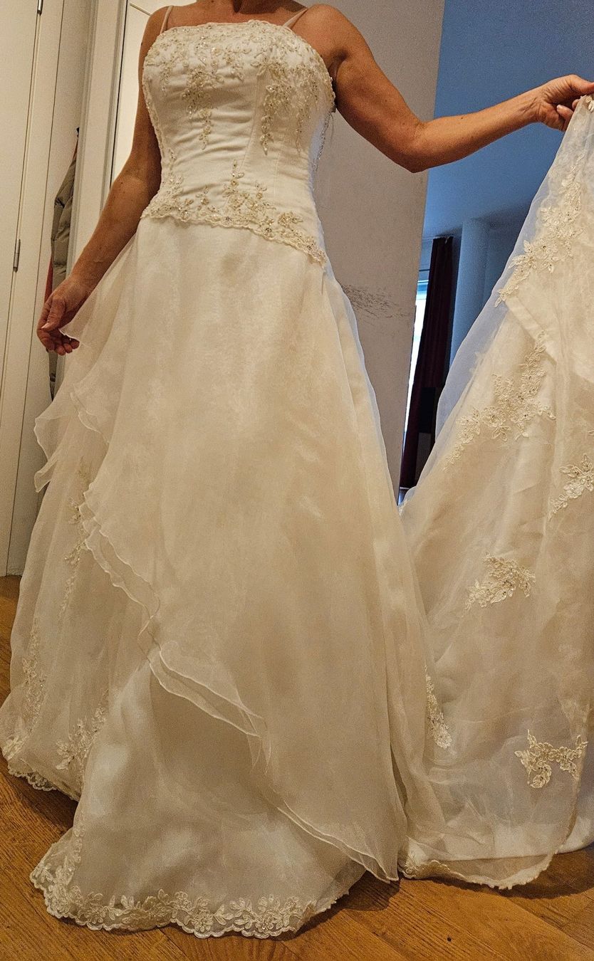 Kleider: Robe de marriage – Gebraucht aus Gland von lin_6xt2