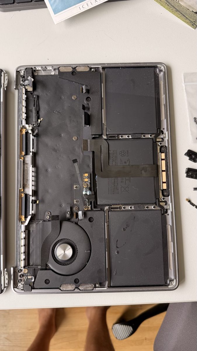 Apple Portables: Macbook Pro M1 Ersatzteilspender – Défectueux à Rapperswil SG par TimoWey 1