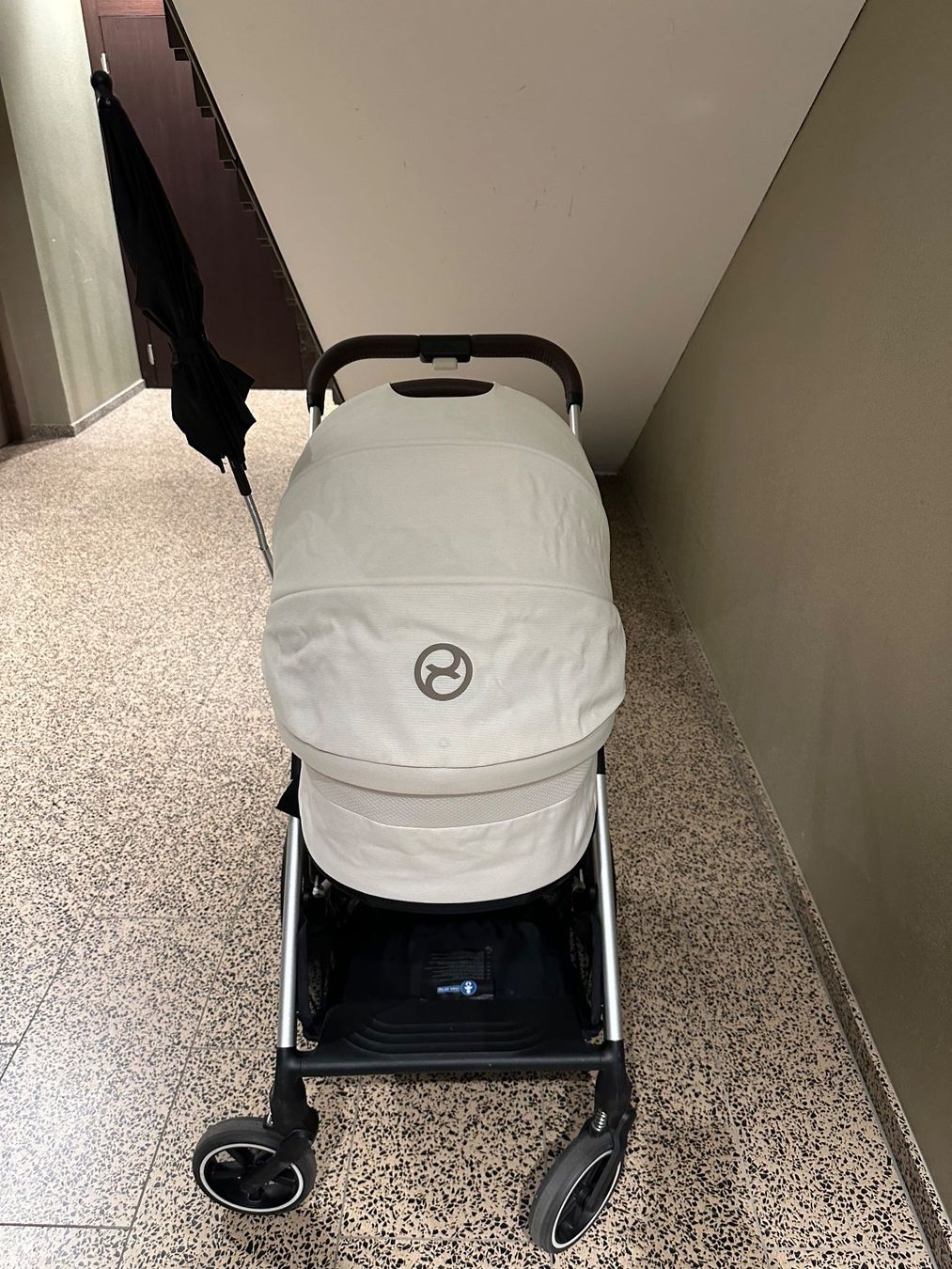 Culle: Cybex Balios Stroller & Carry Cot – Excellent Condition – Usato da Zuerich venduto da gio_99lx 2