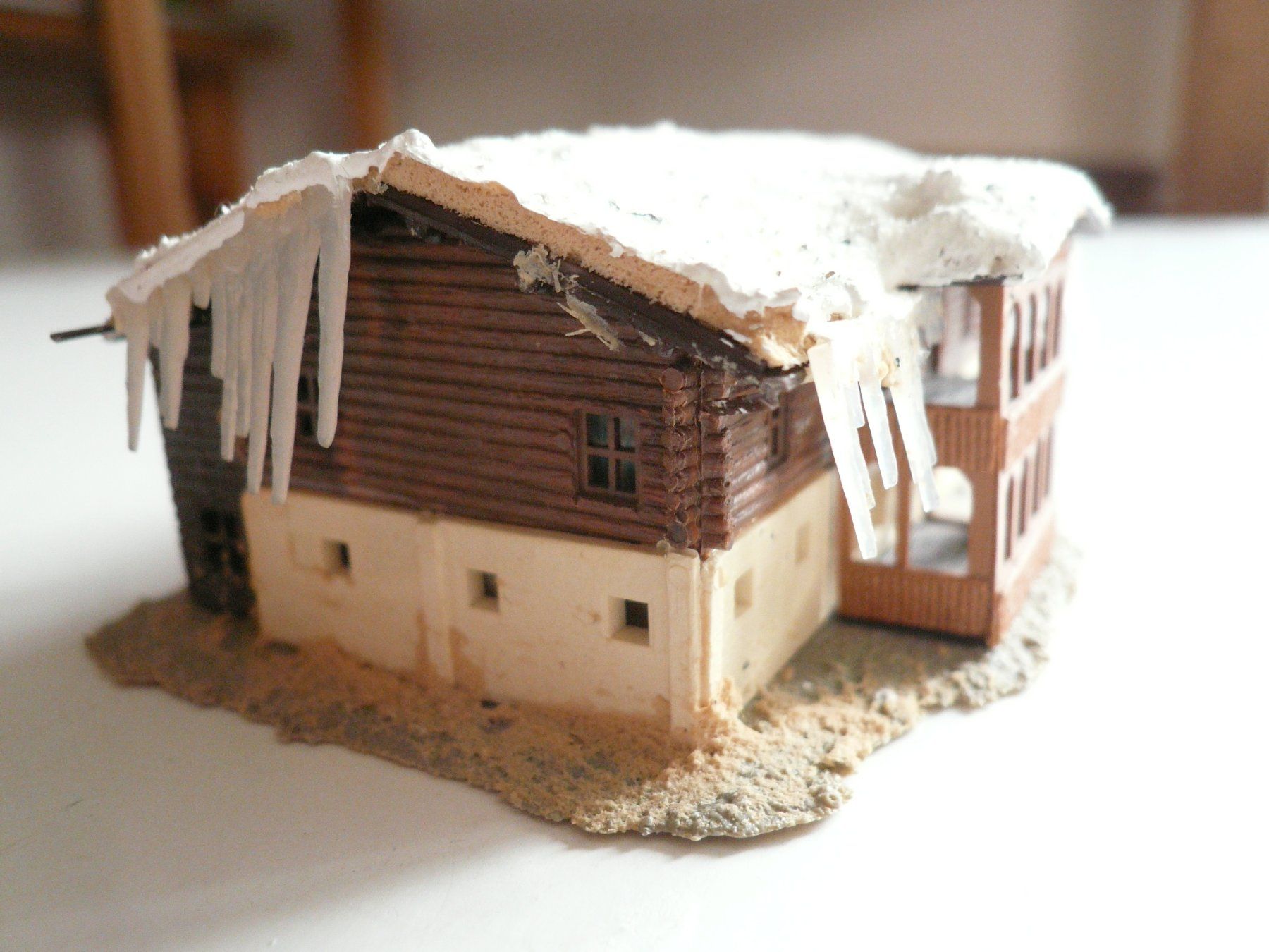 Faller Modellini di ferrovie: HAUS MIT SCHNEE SPUR N   (6) – Usato da Pfaffnau venduto da nolff 3