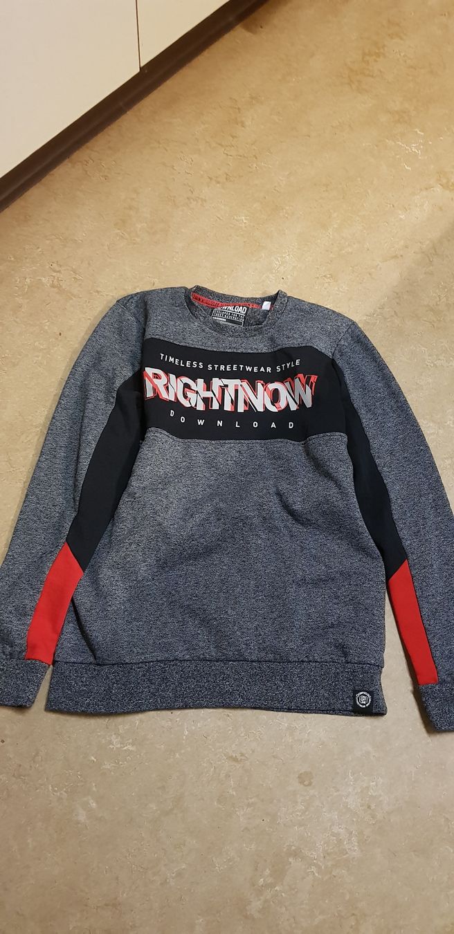 C&A Pullover & Sweatshirts: Pullover Grösse 176 – Gebraucht aus Uznach von Bilkev