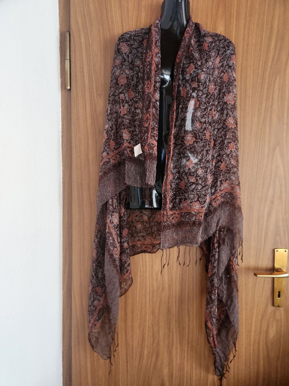 Foulards & écharpes: Écharpe 100% Soie fleuri brun orange franges  – D'occasion à Niedergösgen par Eva2410