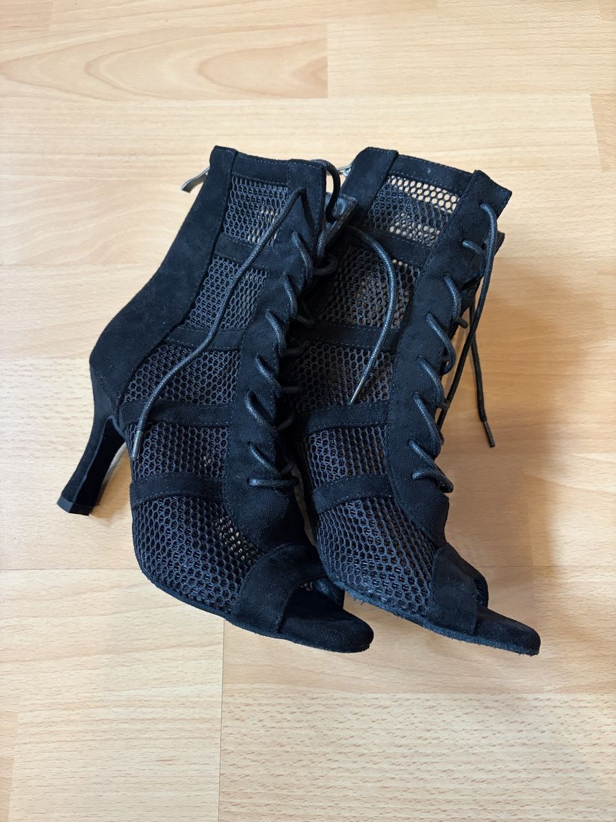 Damenschuhe: Dance Heels – Neu (gemäss Beschreibung) aus Oberwil b. Zug von lil_r629