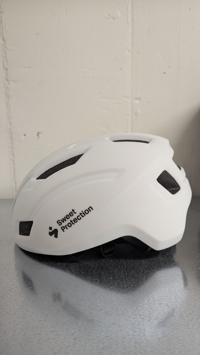Sweet Protection Caschi: Sweet Protection Seeker Helm – Nuovo (secondo la descrizione) da Aesch BL venduto da rookiehookie 1