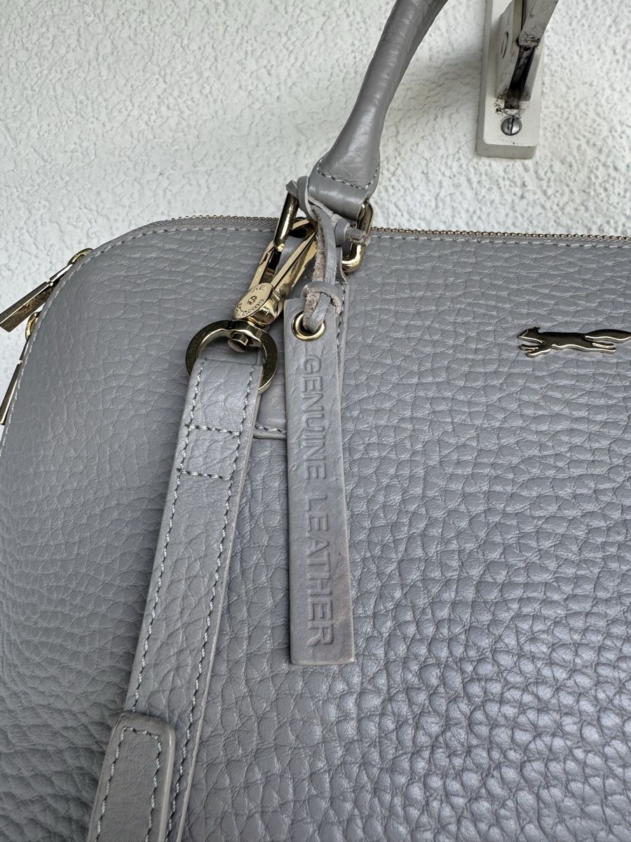 Borse da donna: Graue Ledertasche Paul Costelloe – Usato da Balsthal venduto da Narulya 2