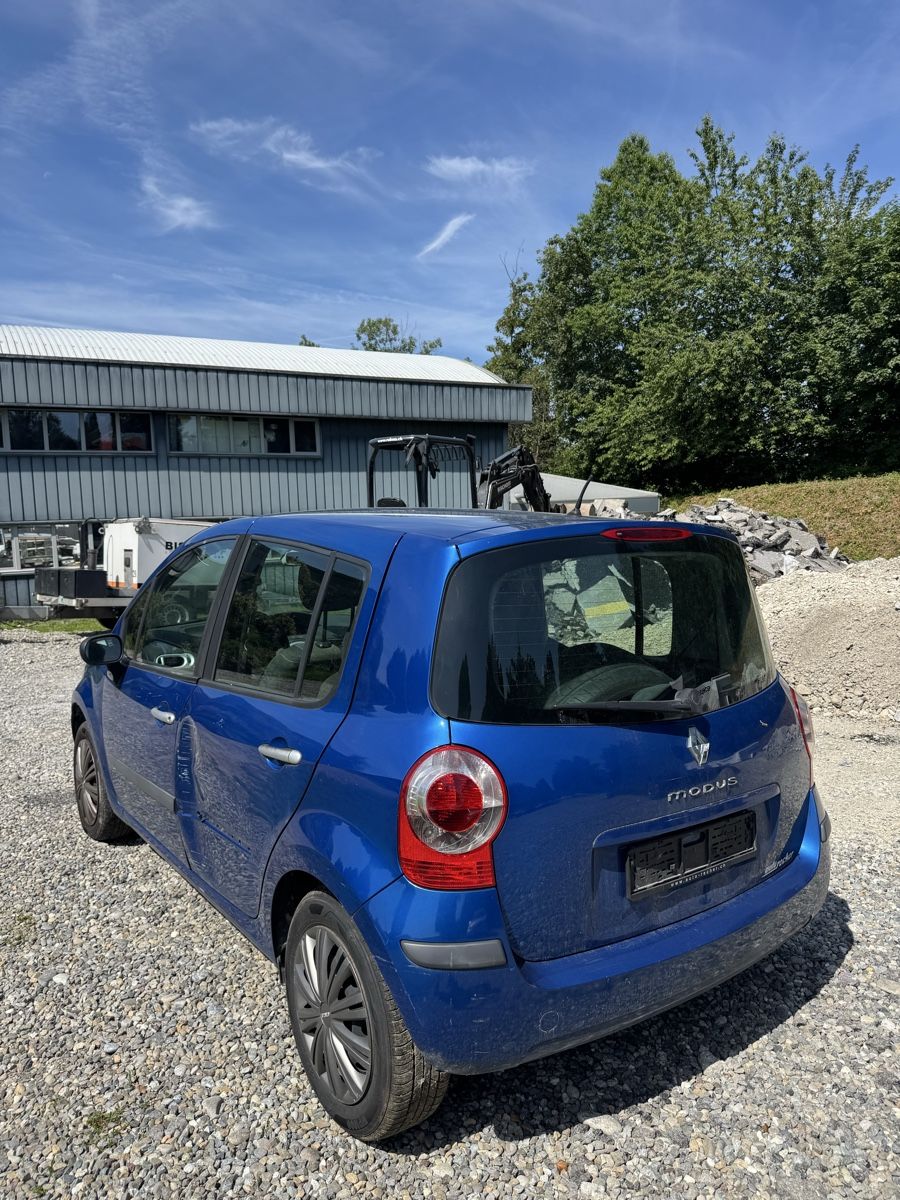 Renault Automobili: Renault Modus 1.2 16 V – Usato da Winterthur venduto da Aceof123