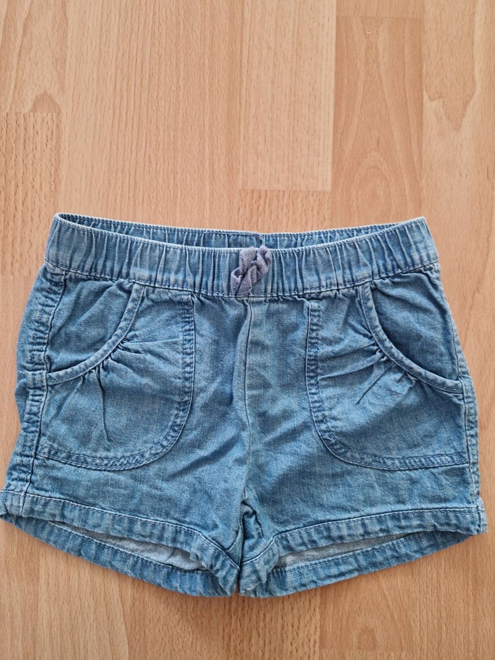 Pantaloni: Shorts – Usato da Wetzikon ZH venduto da Koalawomb08 2