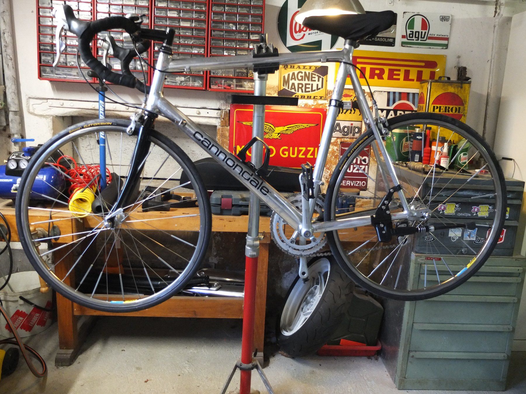 Cannondale Biciclette: Vintage Rennrad Cannondale R900 – Usato da Stadel (Winterthur) venduto da Heroravioli