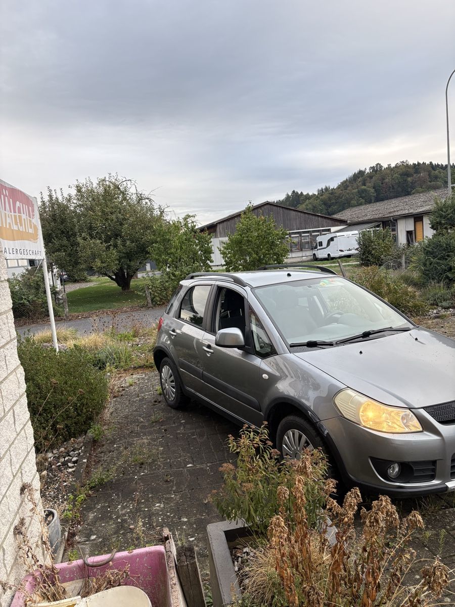 Suzuki Automobili: Suzuki SX4 4x4 – Usato da Wolfwil venduto da W202_Schweiz 3