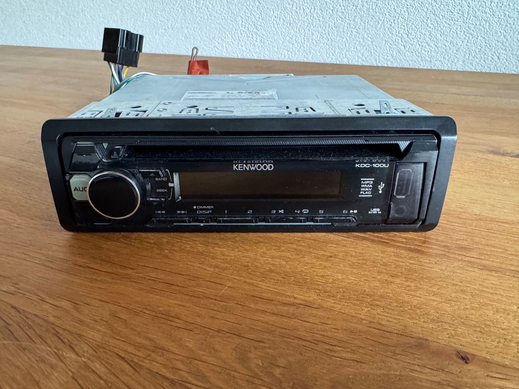 Kenwood Radio: Kenwood Autoradio KDC-100U – Usato da Frauenfeld venduto da lona05 4