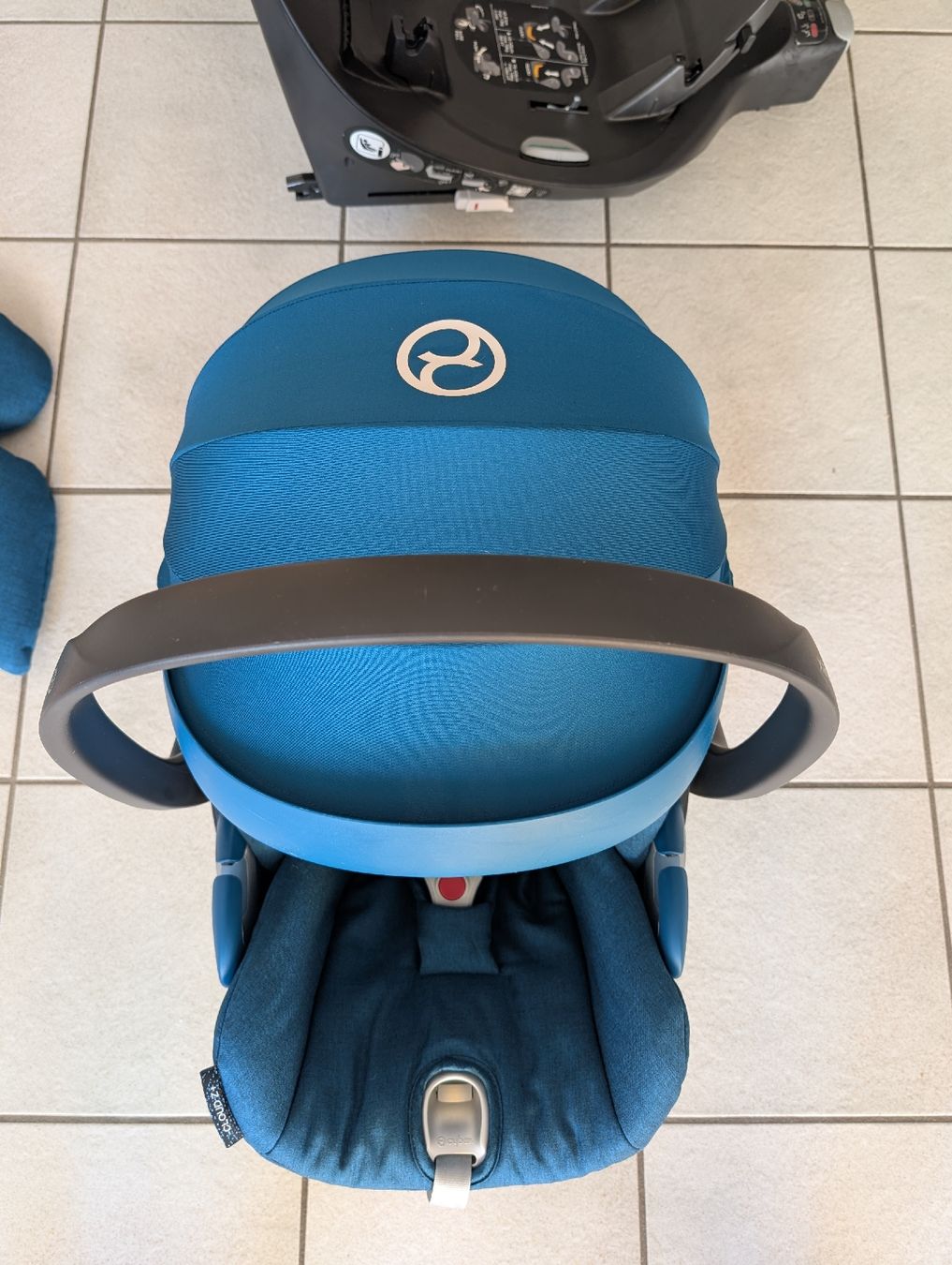 Cybex Auto-Kindersitze: Cybex Cloud Z i-Size Plus, inkl. Base Z – Gebraucht aus Luzern von haa_2ynz 1
