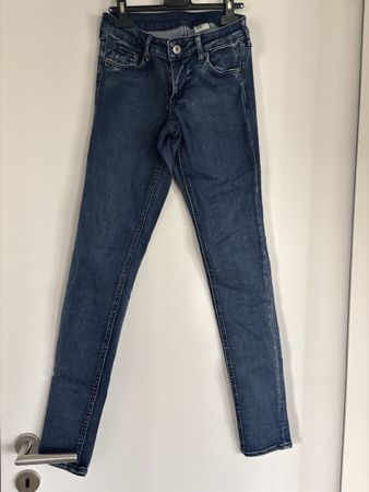 H&M Damen Jeans blau guter Zustand Grösse 36