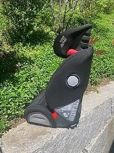 Sièges auto: Kindersitz  – D'occasion à Lausen par han_bvd9 3