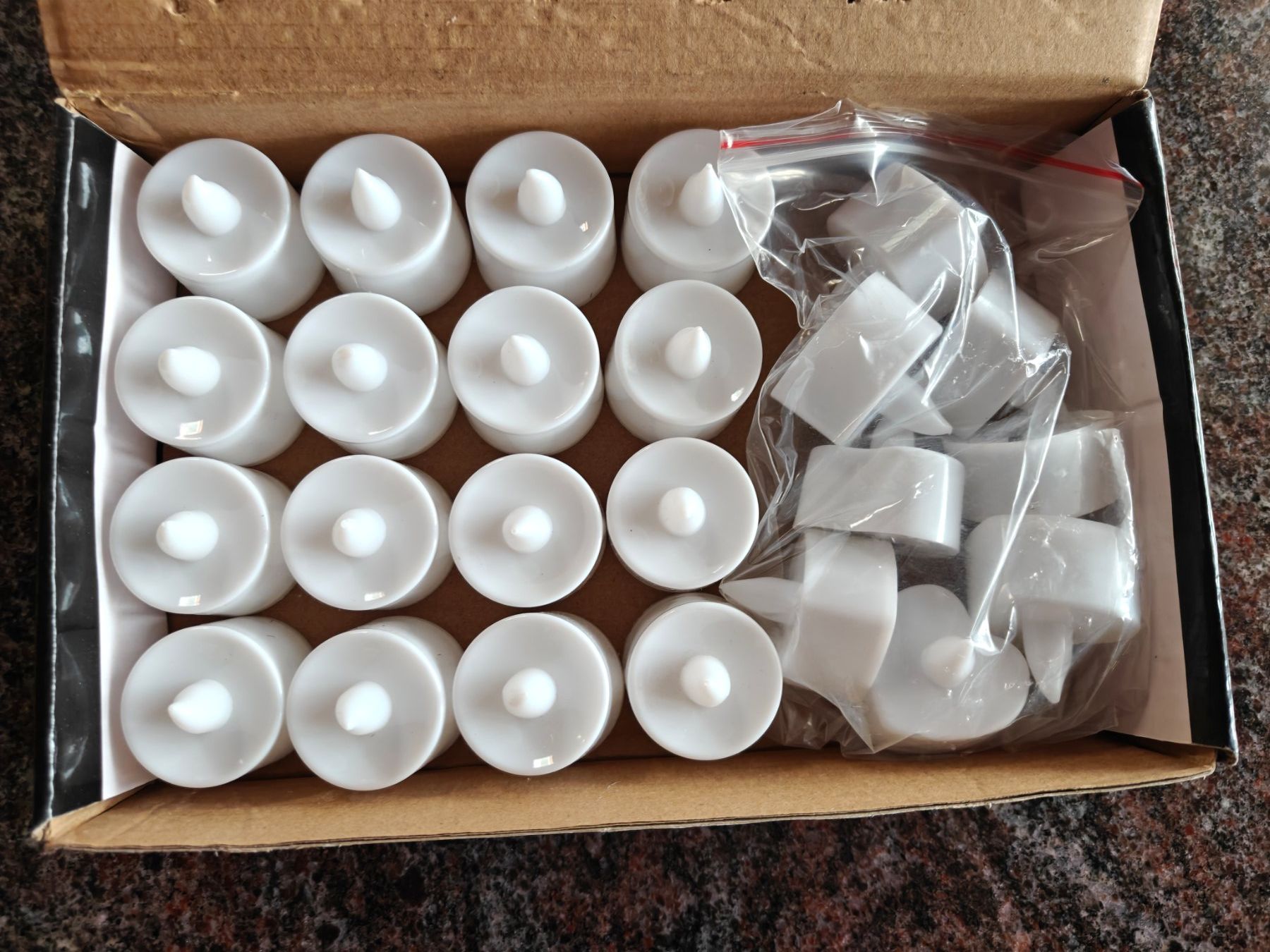 Bougies: 24 LED - Lichter neu – Neuf (Voir description) à Bätterkinden par Elefantenzoo 1