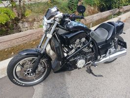 Yamaha V-Max 1200 – Jg. 1989 – Kultbike – indiv. Airbrush
